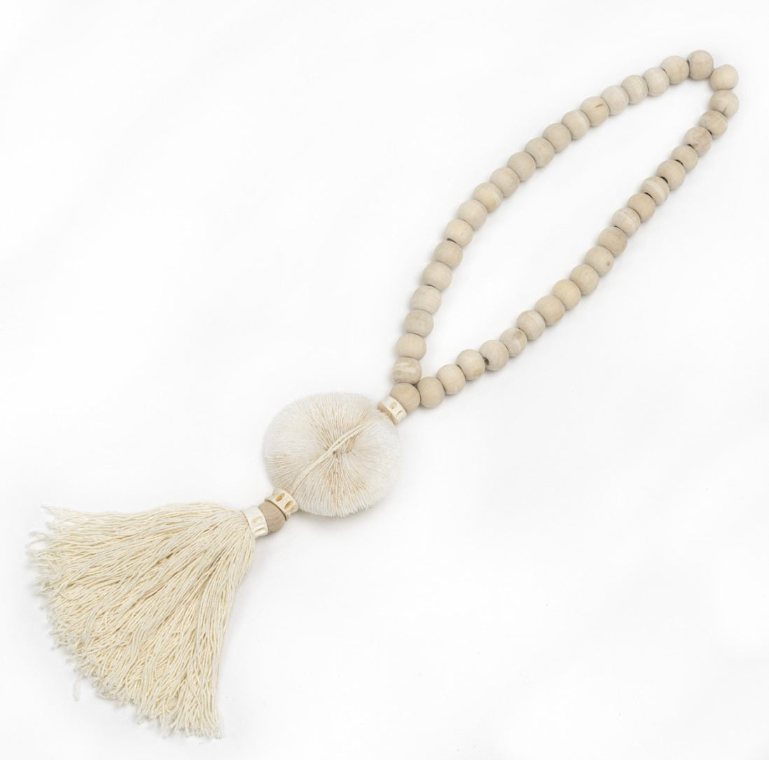 Coral & Wood Tassel, 26"