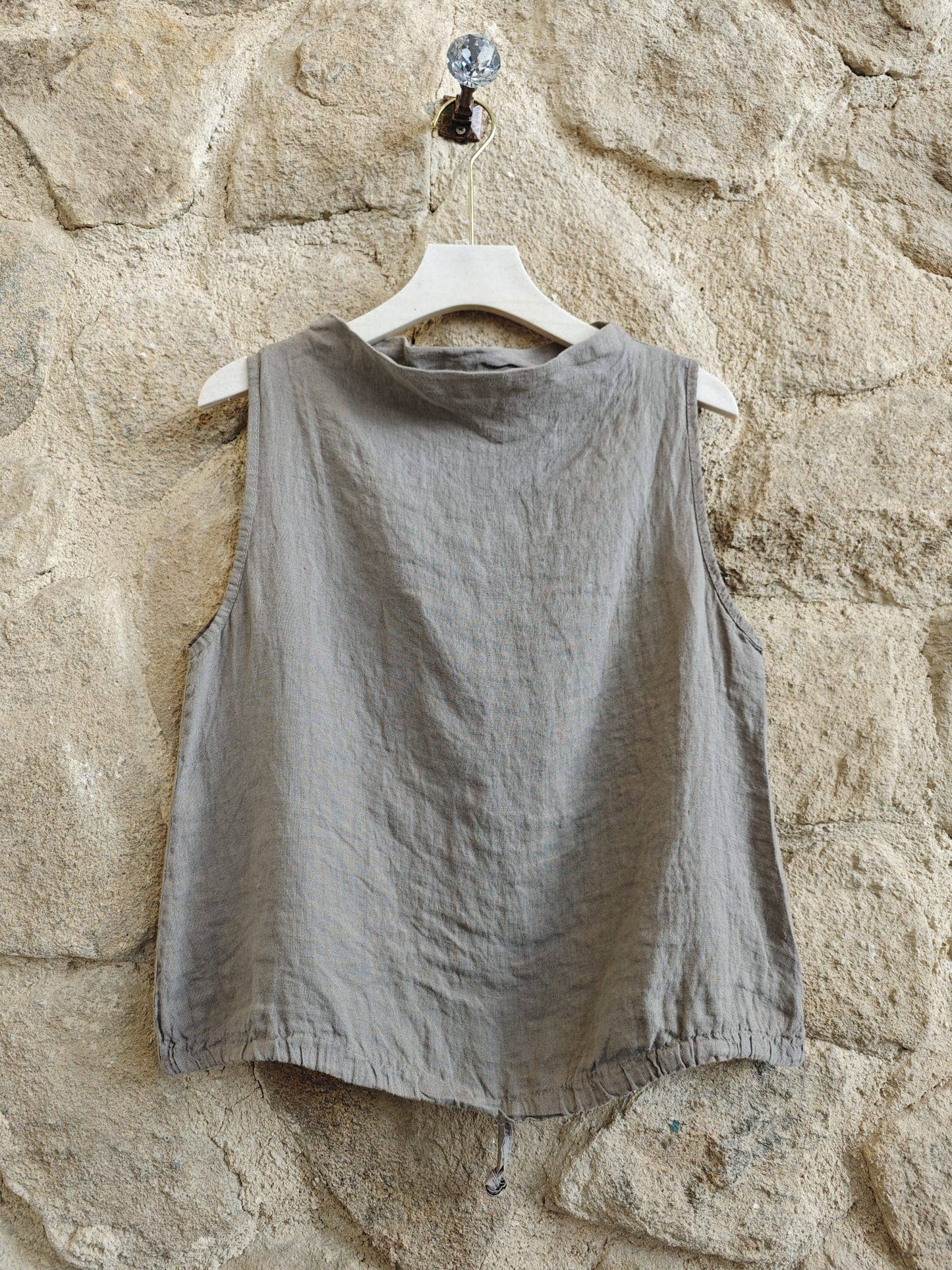 Linen Boatneck Sleeveless Blouse, 100% Linen, Made in Italy